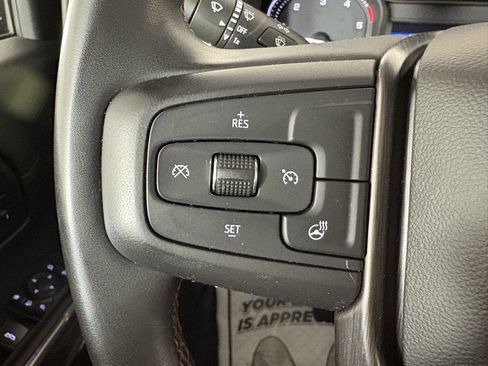 Used 2023 GMC Sierra 2500 AT4 w/ AT4 Preferred Package image 23