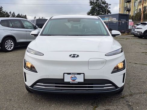 Used 2023 Hyundai Kona SE w/ Cargo Package image 2
