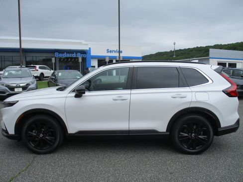 Certified 2024 Honda CR-V Sport Touring image 8