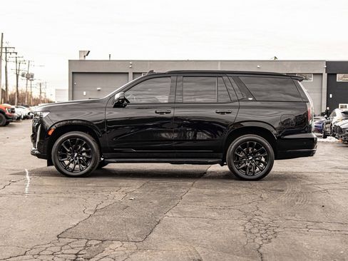 Used 2023 Cadillac Escalade Sport Platinum w/ LPO, ONYX Package image 6