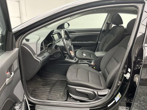 Used 2019 Hyundai Elantra Value Edition w/ Cargo Package FWD image 3