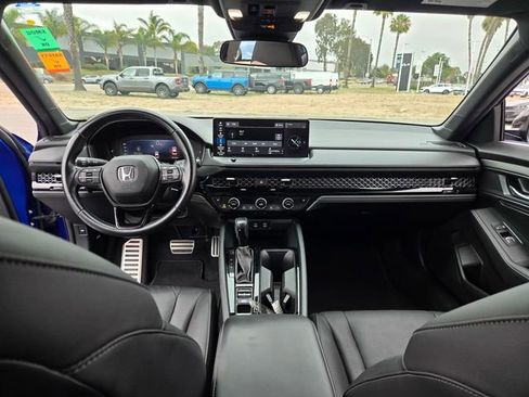 Used 2023 Honda Accord Sport image 14