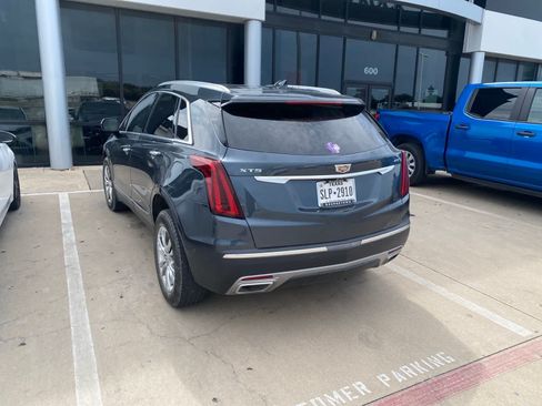 Used 2020 Cadillac XT5 Premium Luxury FWD image 8