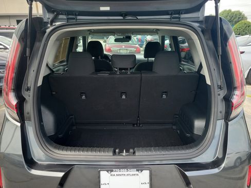 Used 2024 Kia Soul LX w/ Option Group 015 FWD image 9