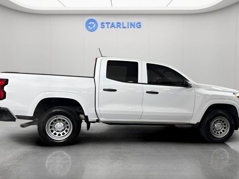 Certified 2024 Chevrolet Colorado W/T w/ WT Convenience Package image 11