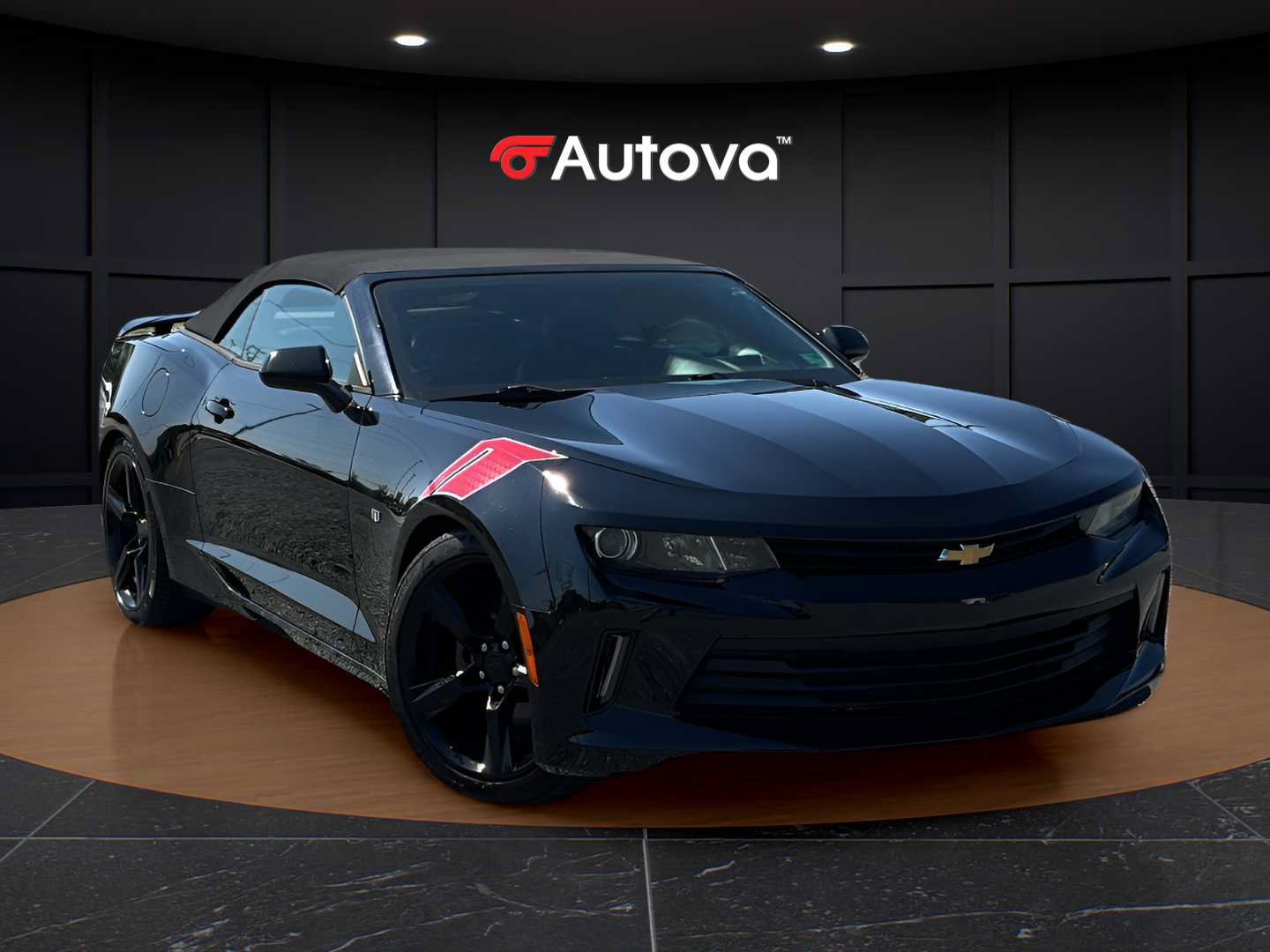 Used 2017 Chevrolet Camaro LT RWD image 7