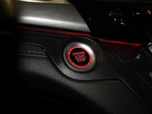 Used 2025 Honda Odyssey Sport-L image 15