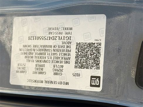 Used 2025 Chevrolet Corvette E-Ray w/ Stealth Interior Trim Package image 39