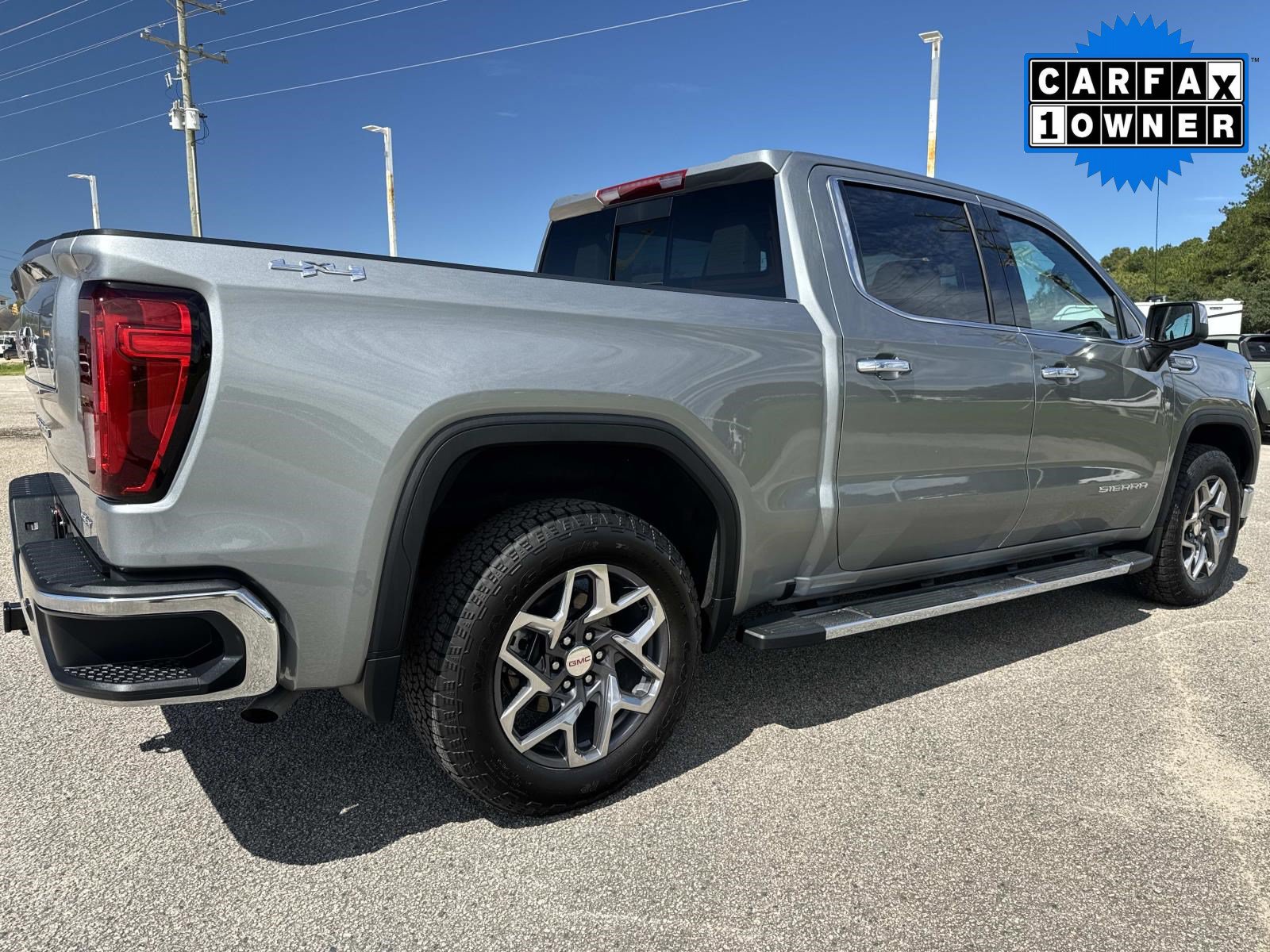 Used 2026 GMC Sierra 1500 SLT w/ SLT Premium Package AWD/4WD image 4