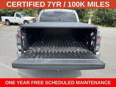 Used 2023 Toyota Tacoma TRD Off-Road AWD/4WD image 12