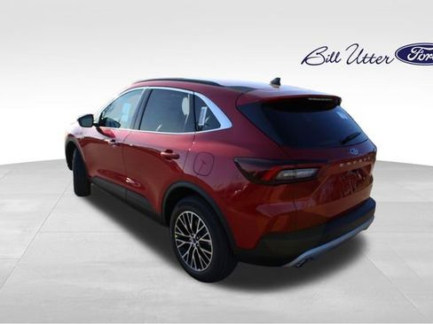 New 2025 Ford Escape SE image 4