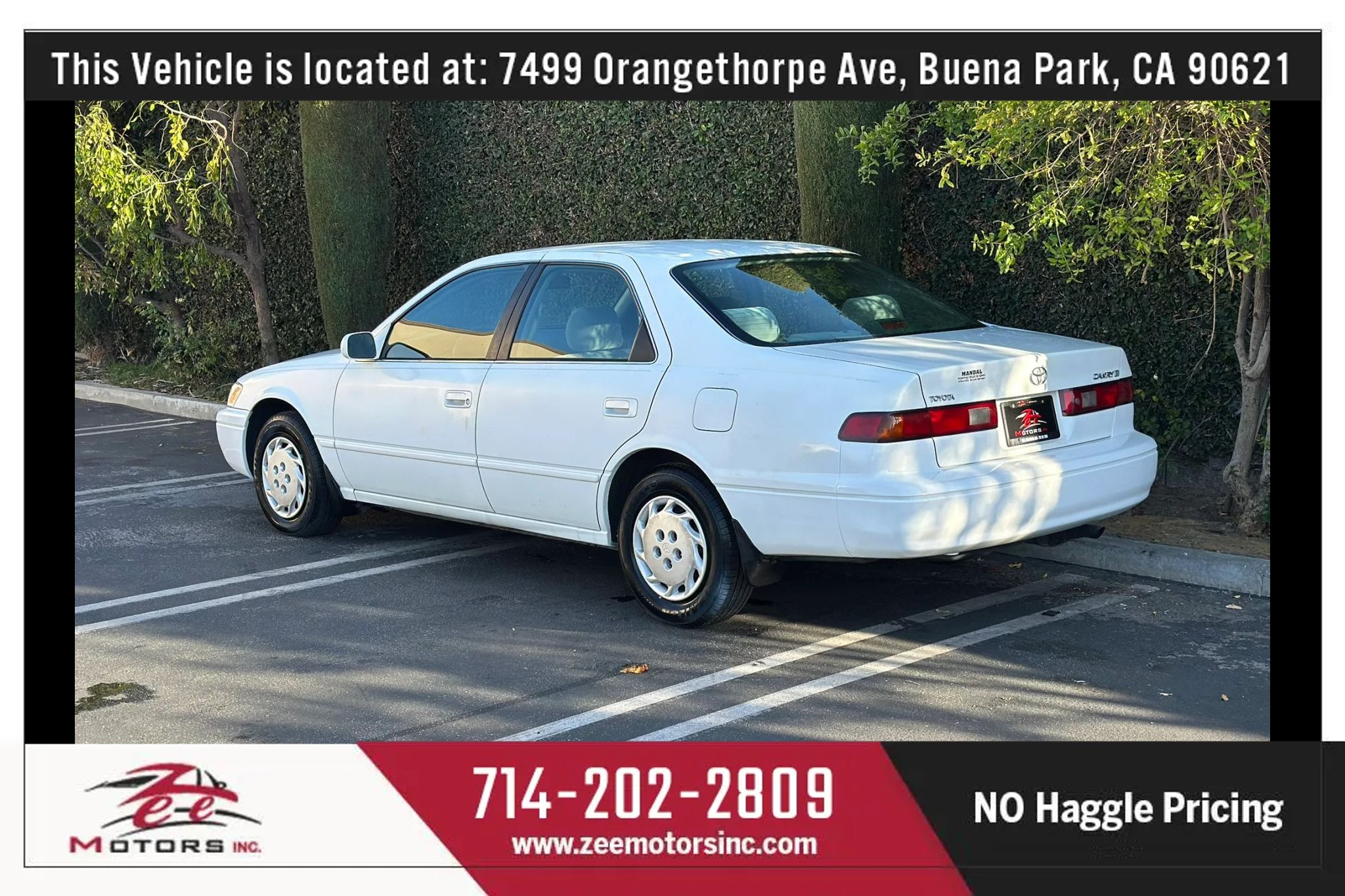 Used 1998 Toyota Camry LE FWD image 9