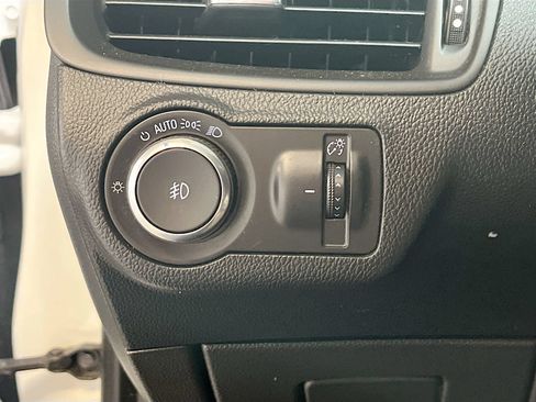 Used 2019 Buick Envision Essence AWD/4WD image 10