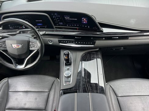 Used 2023 Cadillac Escalade ESV Sport w/ Touring Package image 15