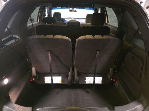 Used 2018 Ford Explorer XLT AWD/4WD image 22