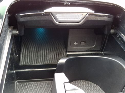 Certified 2022 Mercedes-Benz C 300 4MATIC Sedan image 23