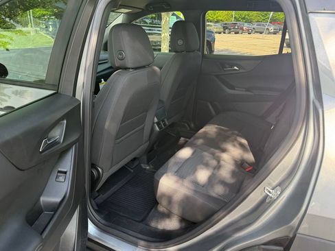 Used 2026 Chevrolet Equinox LT AWD/4WD image 11