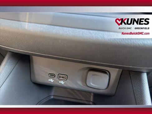 New 2026 Buick Envista Sport Touring w/ Convenience I Package FWD image 34