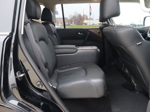 Used 2024 Nissan Armada SL w/ Captain's Chairs Package image 13