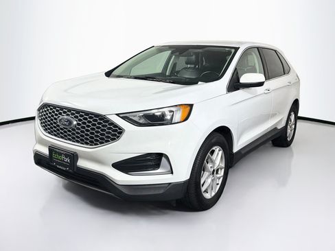 Used 2024 Ford Edge SEL AWD/4WD image 3