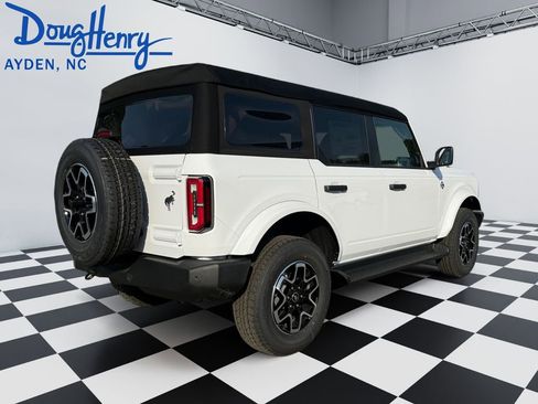 New 2026 Ford Bronco Outer Banks AWD/4WD image 12