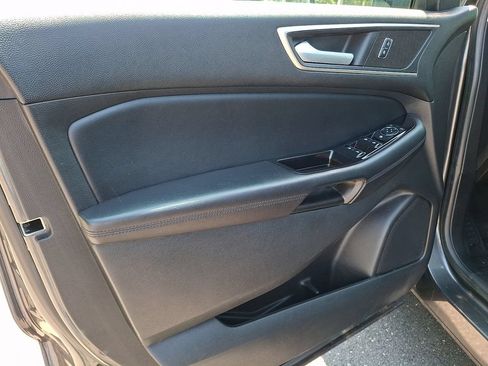 Used 2015 Ford Edge SEL w/ Equipment Group 201A AWD/4WD image 14