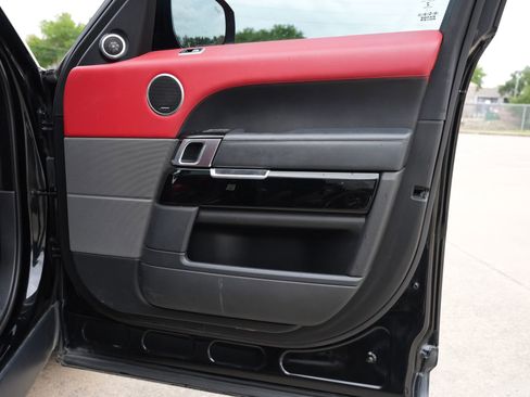 Used 2020 Land Rover Range Rover Sport HST image 27