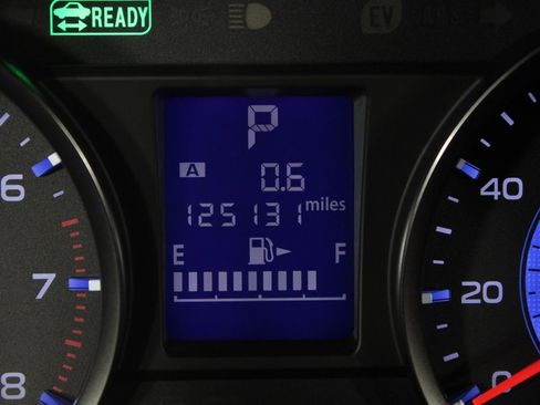 Used 2016 Subaru Crosstrek Touring AWD/4WD image 28