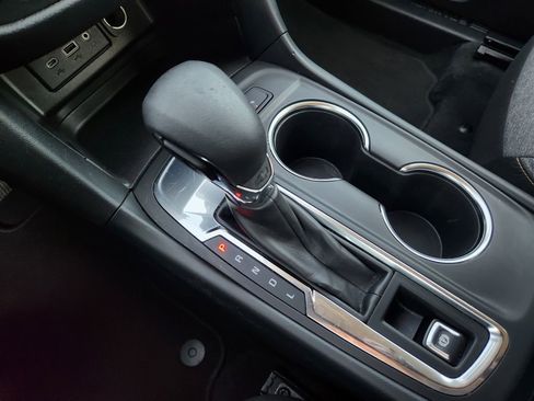 Used 2024 Chevrolet Equinox LT image 20