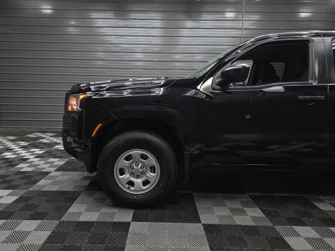 Used 2023 Nissan Frontier S AWD/4WD image 38