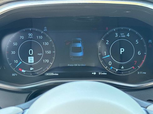 Used 2021 Jaguar XF SE image 29