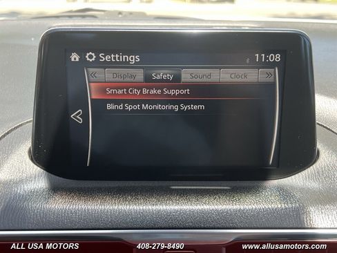 Used 2017 MAZDA MAZDA3 Grand Touring w/ Premium Equipment Package FWD image 36