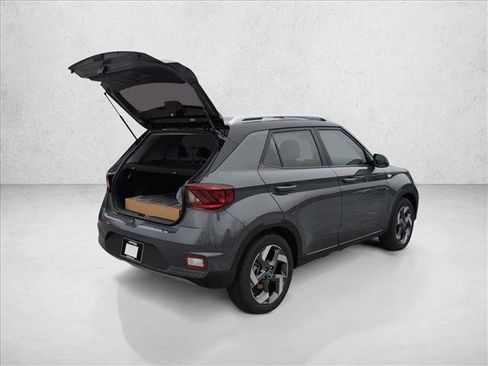 New 2026 Hyundai Venue SEL image 2