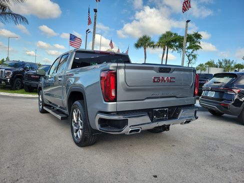 Used 2024 GMC Sierra 1500 SLT AWD/4WD image 7