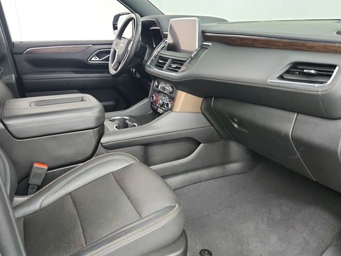 Used 2023 Chevrolet Suburban High Country AWD/4WD image 28