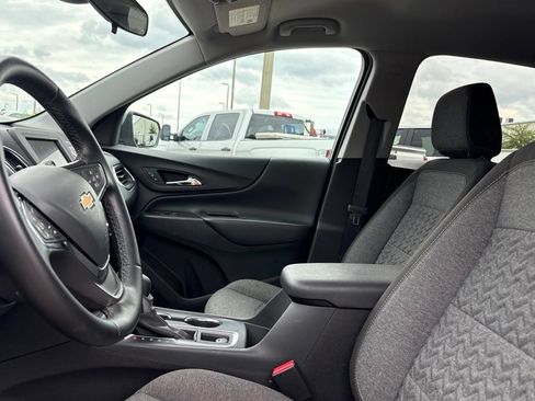 Used 2024 Chevrolet Equinox LT FWD image 4