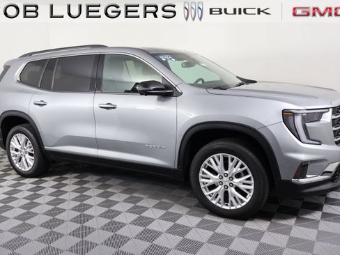 Certified 2024 GMC Acadia Elevation w/ Luxury Package FWD image 2