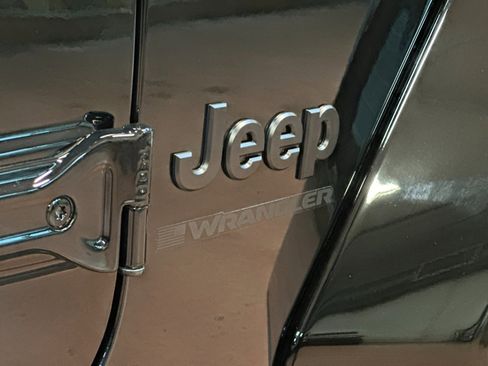 New 2025 Jeep Wrangler Sahara w/ Safety Group image 26