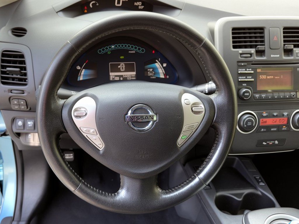 Used 2015 Nissan Leaf S w/ Charge Package FWD image 10