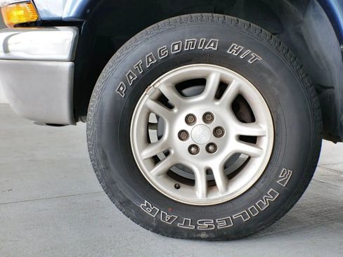 Used 2004 Dodge Dakota SLT w/ PWR Convenience Group image 29