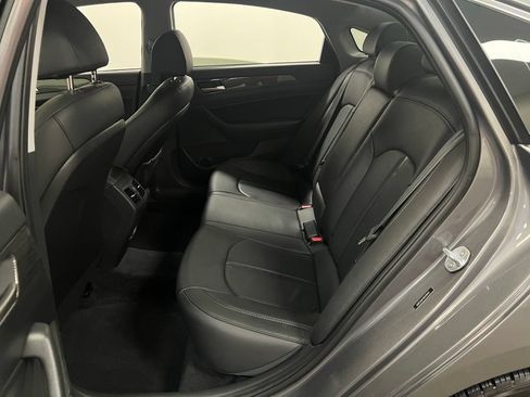 Used 2019 Hyundai Sonata Limited FWD image 27