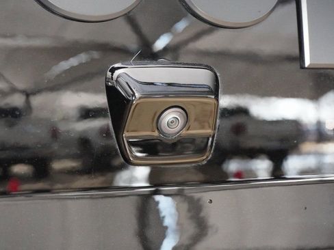 Used 2023 Jeep Gladiator Sport image 27