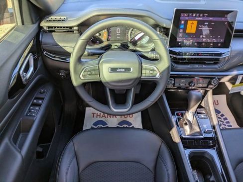 New 2026 Jeep Compass Latitude AWD/4WD image 14