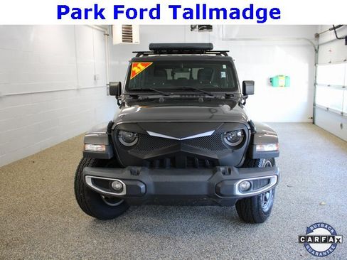 Used 2021 Jeep Gladiator Sport image 8