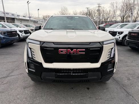 New 2026 GMC Sierra EV Elevation image 8