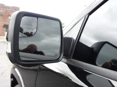 Used 2025 RAM 1500 Big Horn AWD/4WD image 13