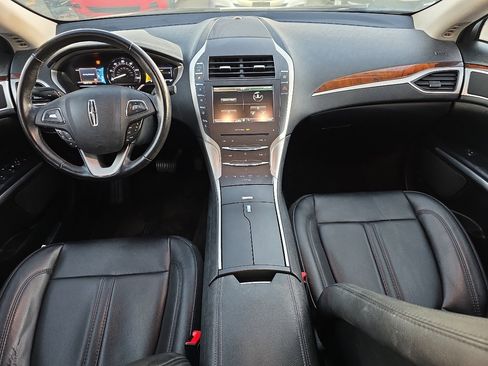 Used 2016 Lincoln MKZ Hybrid image 26