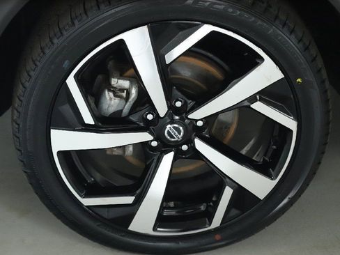 Certified 2022 Nissan Rogue Sport SL w/ Premium Package image 40