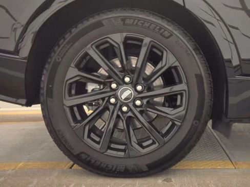 Certified 2024 Cadillac Lyriq Sport image 23