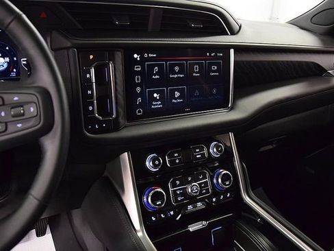 Used 2024 GMC Yukon Denali image 22